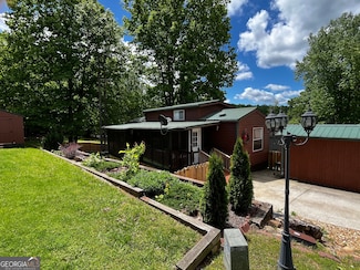 96 Stag Leap Dr, Cleveland, GA 30528