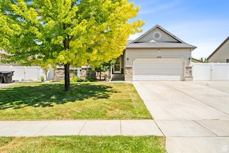 1458 N 2400 W, Clearfield, UT 84015