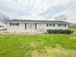 927 E Jefferson St, Pulaski, TN 38478