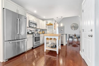 156 Park St Unit 2, Medford, MA 02155