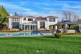 3229 95th Place NE, Clyde Hill, WA 98004