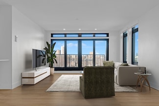 1948 Washington St Unit 5, Boston, MA 02118