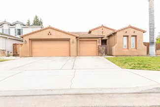 932 Carson Ave, Clovis, CA 93611