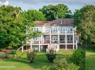 1911 Middle Sound Loop Rd, Wilmington, NC 28411