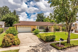 609 Applewood Ave, Altamonte Springs, FL 32714