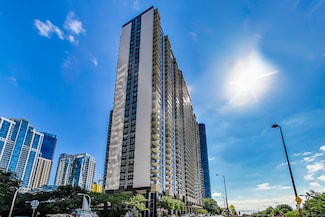 400 E Randolph St Unit 3018, Chicago, IL 60601