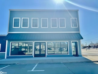 105 S 4th St Unit Suite A and Suite B, Clear Lake, IA 50428