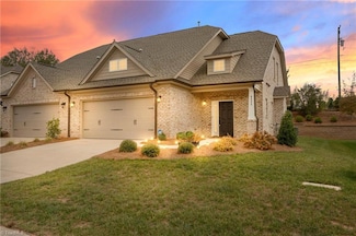 6823 Magnolia Park Ct, Clemmons, NC 27012