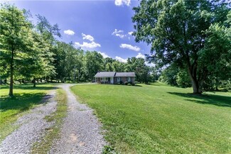 4 Kennedy Ln, Smithfield, PA 15478