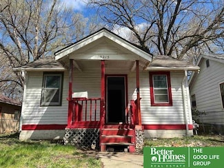 5215 N 38th St, Omaha, NE 68111