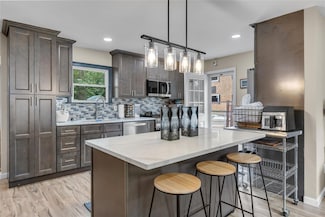 28 Van Buren St, Mastic, NY 11950