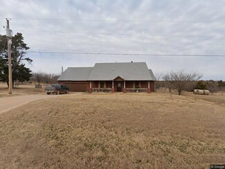 4050 E Camp Dr, Guthrie, OK 73044
