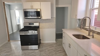 31 Marne St, Newark, NJ 07105