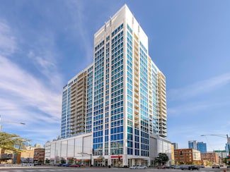 757 N Orleans St Unit 1612, Chicago, IL 60654