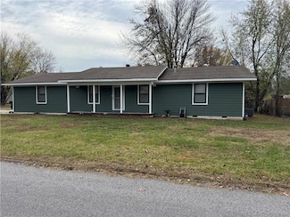 401 W Mckinley St, Frontenac, KS 66763