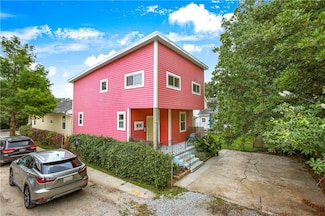 2038 Burdette St, New Orleans, LA 70118