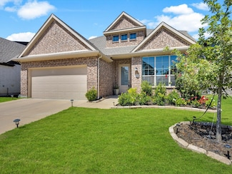 1366 Silverthorn Trail, Justin, TX 76247