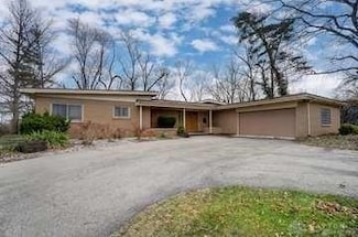 111 Folsom Dr, Dayton, OH 45405