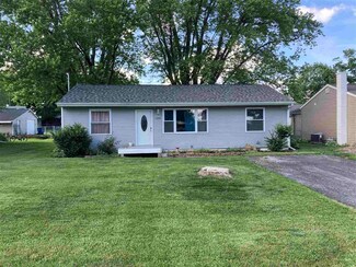 1209 Wisconsin St, Le Claire, IA 52753