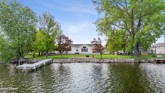 3022 E Sandy Beach Rd, Hatton, ND 58240