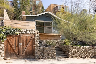 336 Museum Dr, Los Angeles, CA 90065