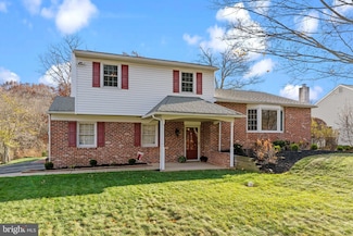 292 Old Mill Dr, Langhorne, PA 19047