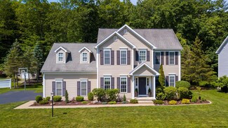 192 Hasgate Dr, Delmar, NY 12054