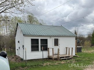 13658 Michigan 77, Grand Marais, MI 49839