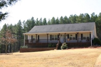 2119 Foote McClellan Rd, Hull, GA 30646