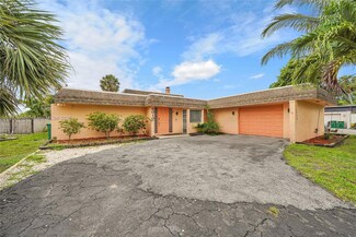 6010 Linden Cir, Tamarac, FL 33319