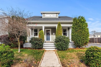 6 Storey Ave, Newburyport, MA 01950