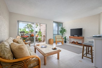 75-6016 Alii Dr Unit 317, Kailua Kona, HI 96740