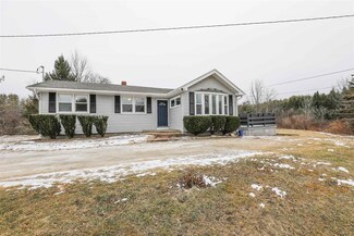 507 Portland Ave, Rollinsford, NH 03869