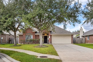 3012 Kings Isle Ln, Dickinson, TX 77539