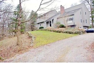 45 Maple St, Sherborn, MA 01770