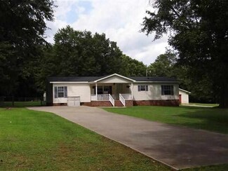 141 Holly St, Pacolet, SC 29372