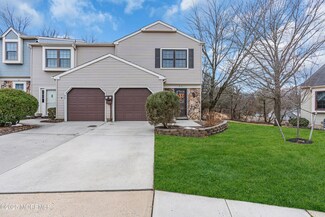 35 Knoll Ct, Matawan, NJ 07747
