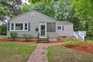 19 Sherwood Rd, Worcester, MA 01602