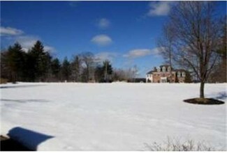 47 Long Hill Rd, Hollis, NH 03049