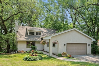 3440 Glenarden Rd, New Brighton, MN 55112