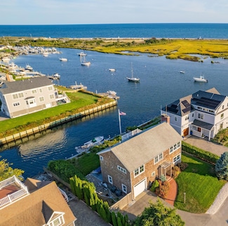 14 Harbor Way, West Dennis, MA 02670