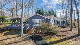 17424 Grasshopper Ln, Charlotte, NC 28278