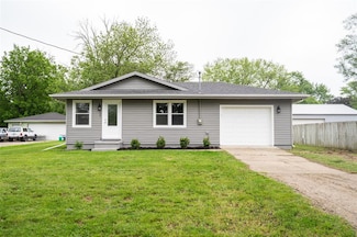209 Market Ave SW, Mitchellville, IA 50169