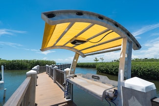 9842 Leeward Ave, Key Largo, FL 33037