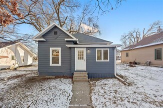 2033 10th St, Des Moines, IA 50314