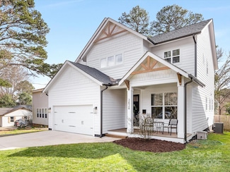 2626 Palm Ave, Charlotte, NC 28205