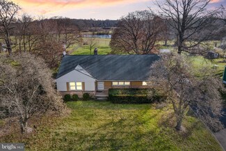 1632 Reed Rd, Pennington, NJ 08534