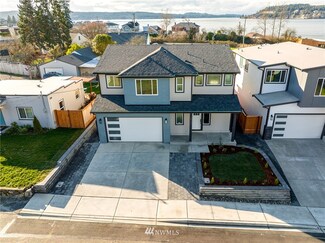 1528 S Walters Rd, Tacoma, WA 98465