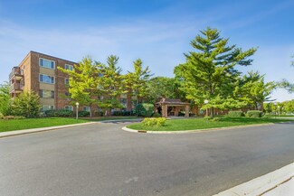1500 Robin Cir Unit 107, Hoffman Estates, IL 60169