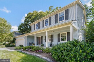 6557 Koziara Dr, Burke, VA 22015